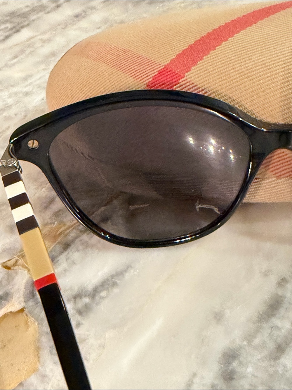 BURBERRY BE 4216 3001T3 Black cat eye Polarized grey gradient sunglasses - Picture 15 of 16